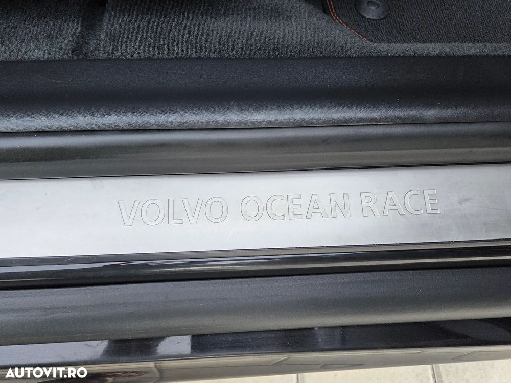 Volvo XC 60 D4 Geartronic Ocean Race - 35