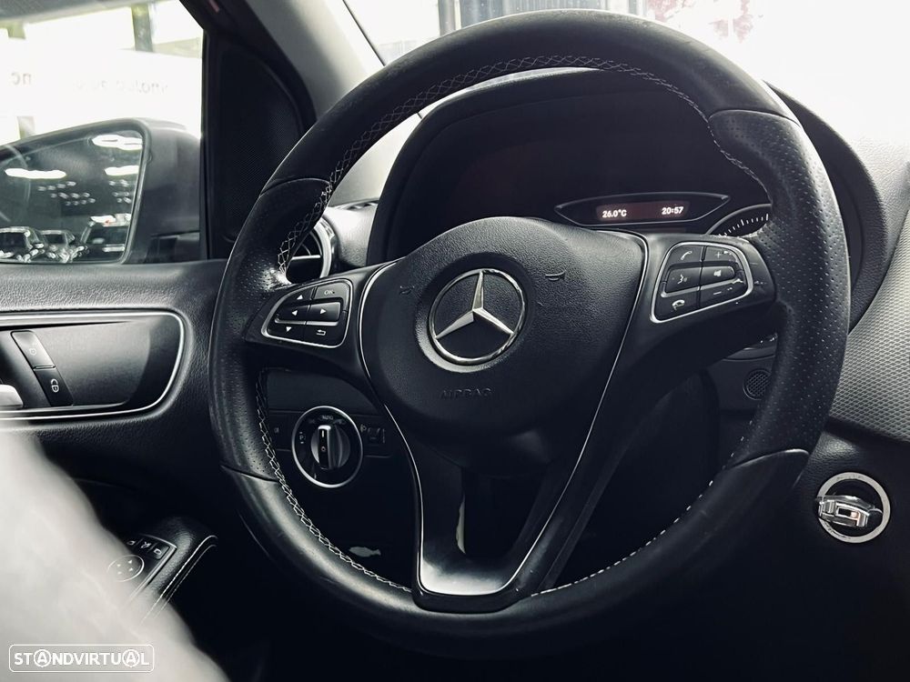 Mercedes-Benz B 180 d Style - 21