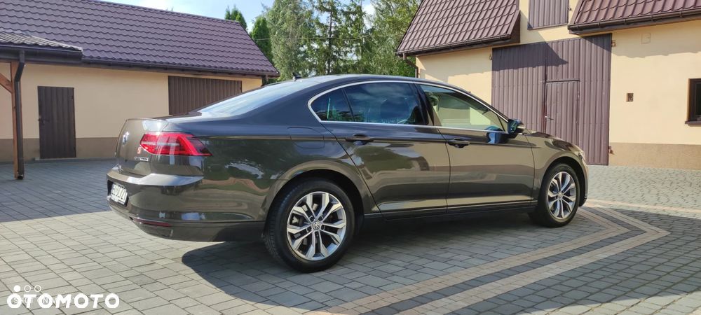 Volkswagen Passat 2.0 TDI BMT Comfortline DSG - 13
