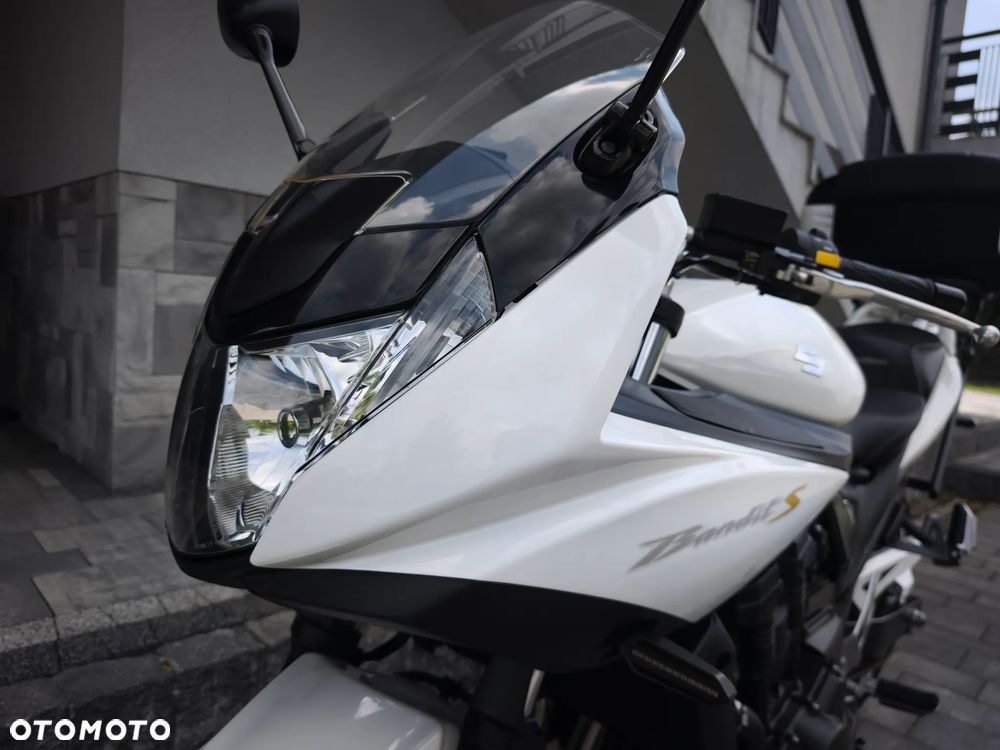 Suzuki Bandit - 23