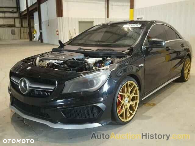 Mercedes-Benz CLA 45 AMG 4-Matic - 29