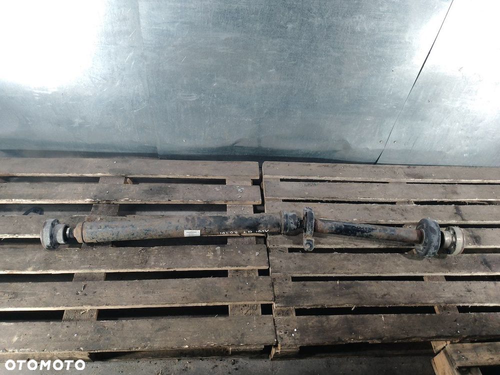 WAŁ NAPĘDOWY TYŁ AUDI Q7 (2005-2015)  7L8521102L 3.0 TDI - 1