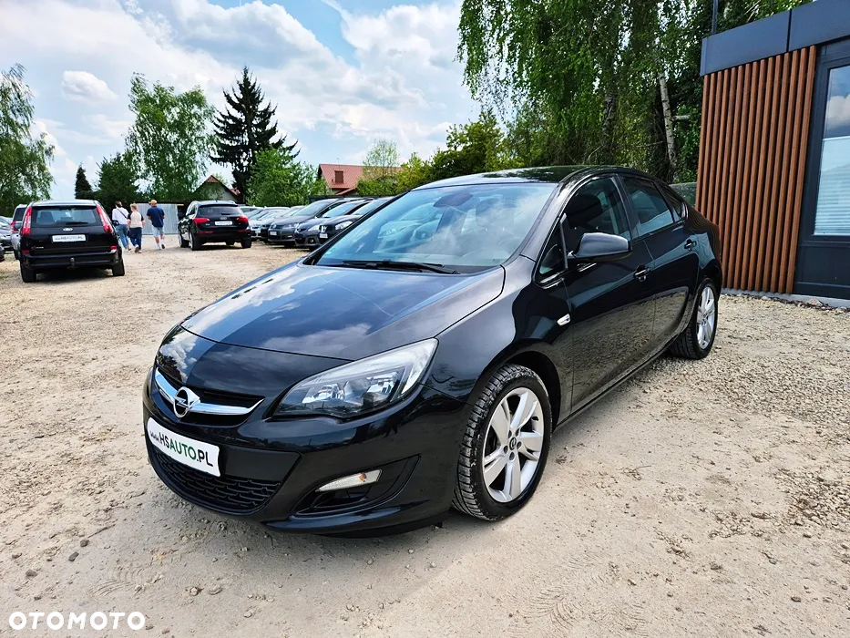 Opel Astra IV 1.4 T Business EU6 - 30
