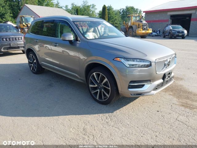 Volvo XC 90 - 1