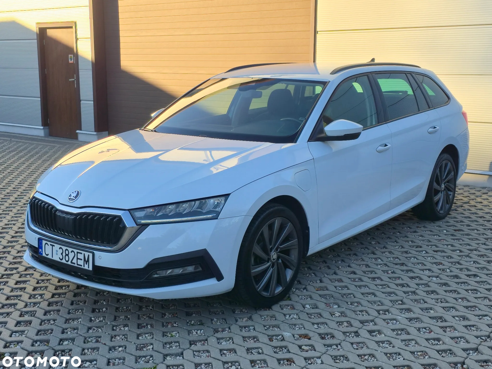 Skoda Octavia 1.4 TSI Plug-In Hybrid Ambition DSG - 11