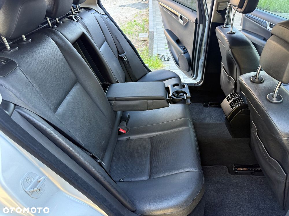 Mercedes-Benz Klasa C 200 Kompressor Avantgarde - 31
