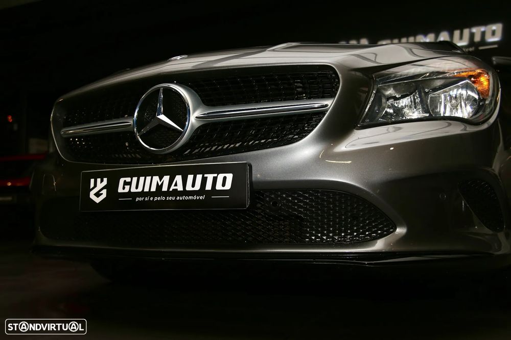 Mercedes-Benz CLA 180 Shooting Brake d Urban - 22