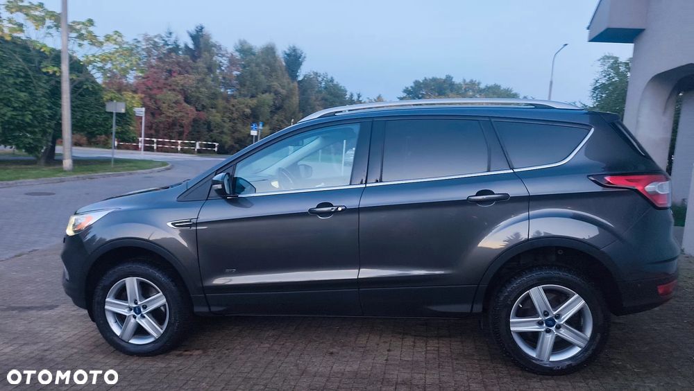 Ford Kuga 2.0 TDCi 4x4 Individual - 26