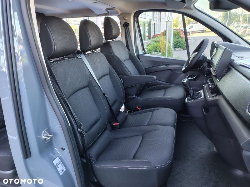 Renault Trafic - 11