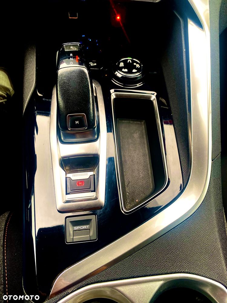 Peugeot 3008 PureTech 130 Stop & Start EAT6 Active - 22