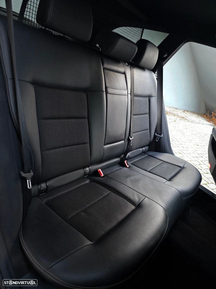 Mercedes-Benz E 250 CDi Avantgarde BE Auto. - 52