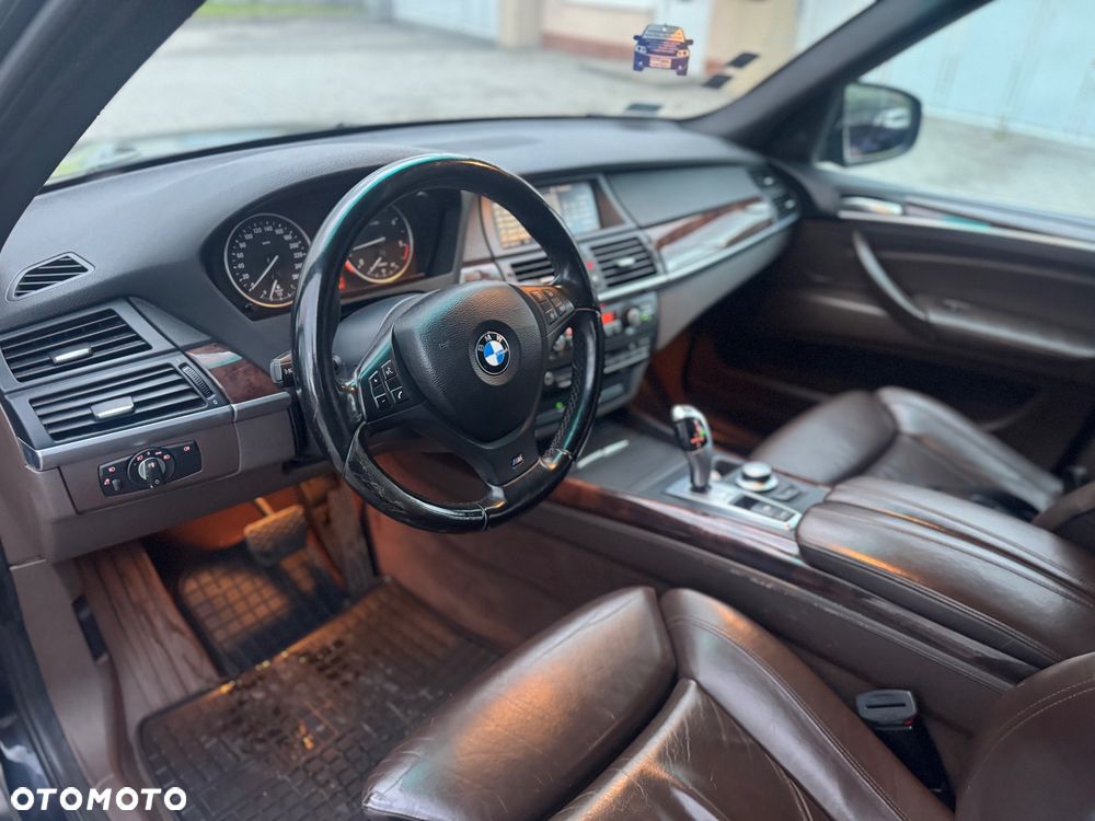 BMW X5 3.0sd xDrive - 9