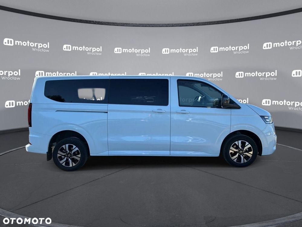 Volkswagen Caravelle - 5