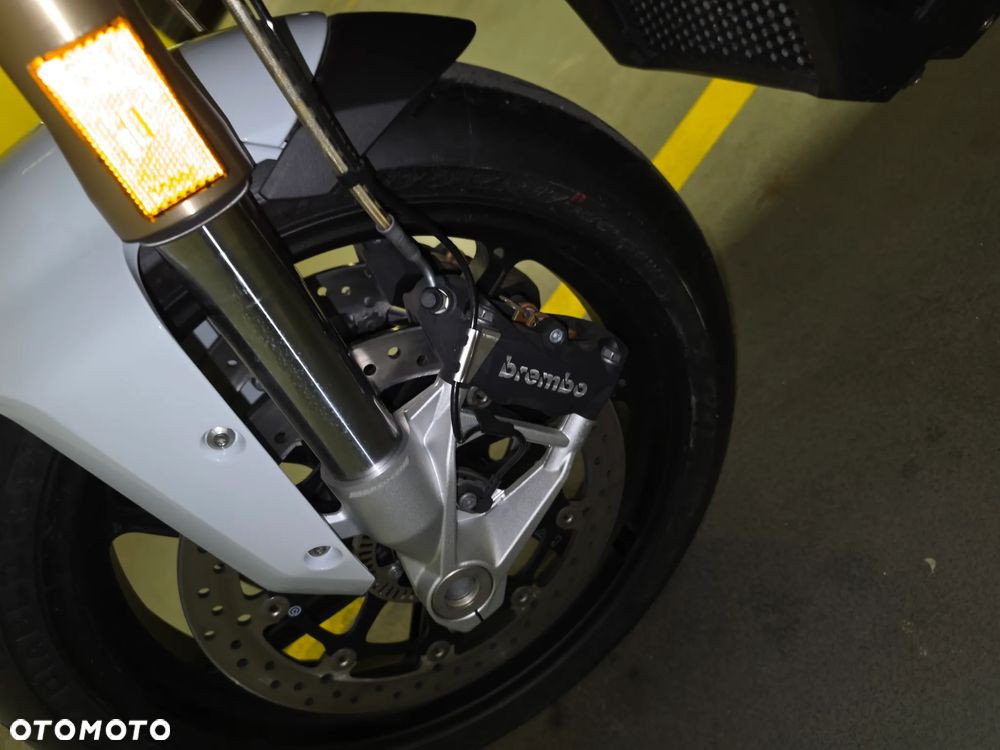 BMW XR - 10
