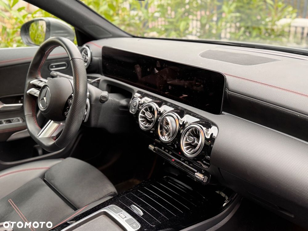 Mercedes-Benz CLA 200 Shooting Brake 7G-DCT AMG Line Advanced Plus - 8