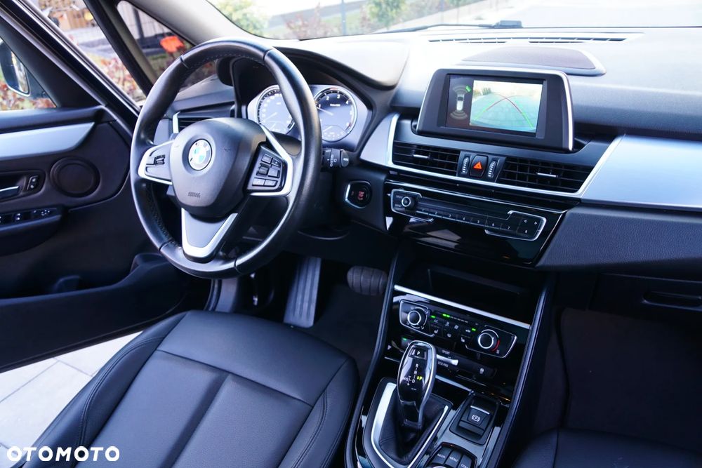 BMW Seria 2 218d Advantage sport - 29