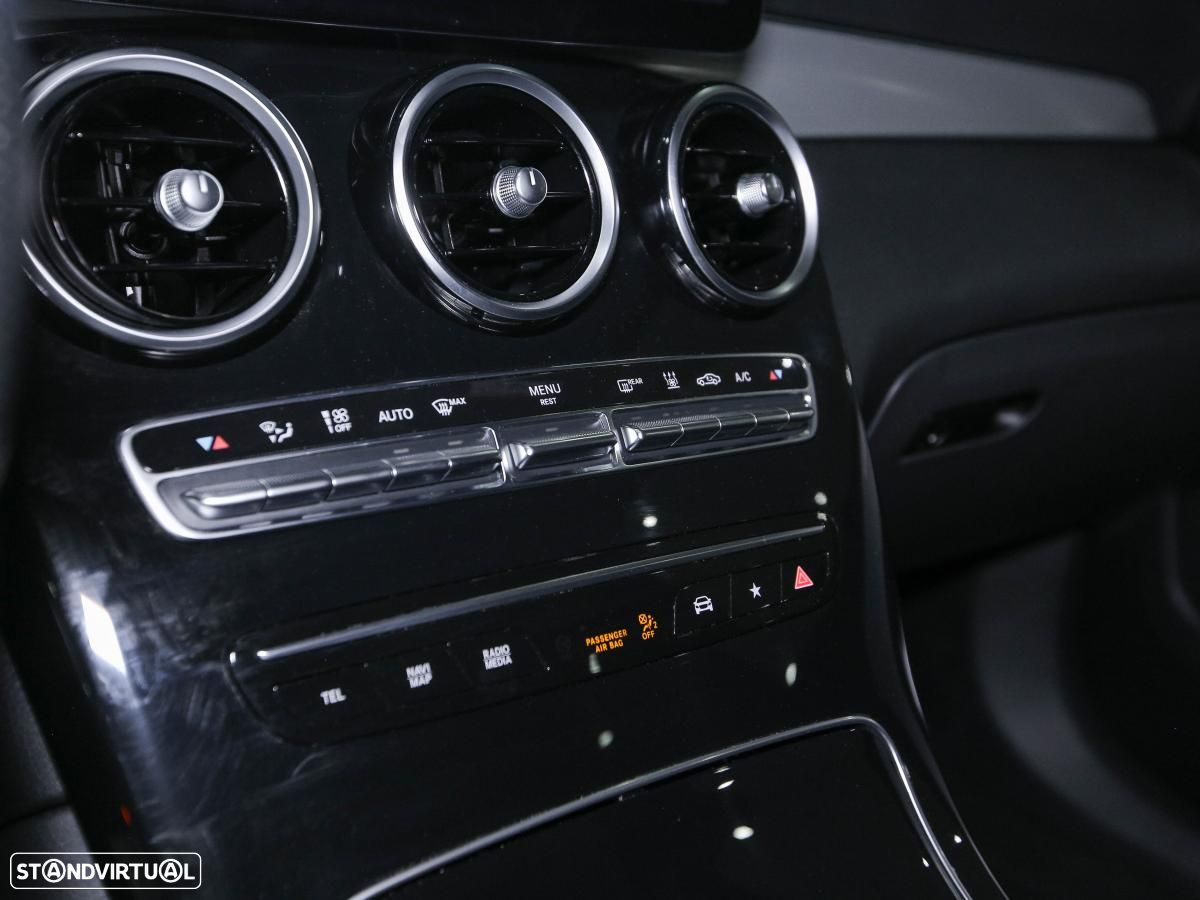 Mercedes-Benz GLC 300 de Coupé 4Matic - 23