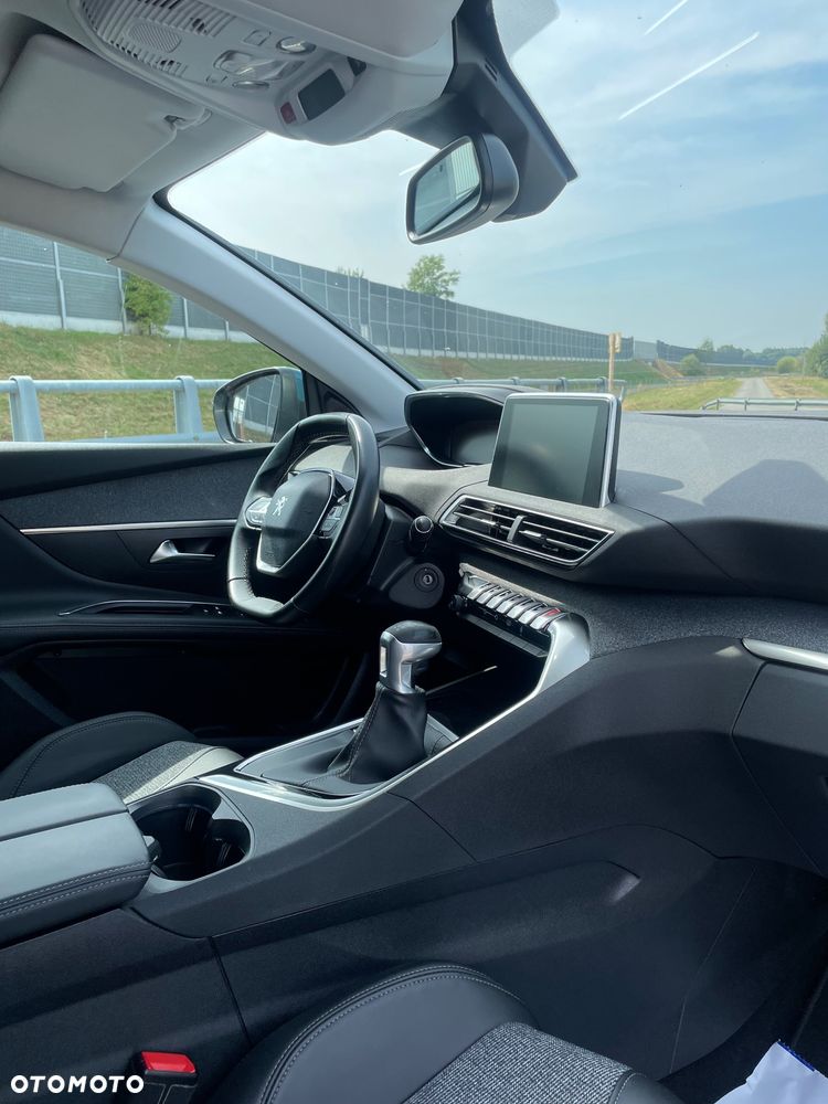 Peugeot 5008 - 25