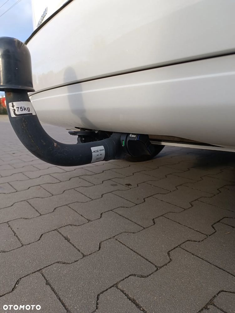Volkswagen Touran - 21