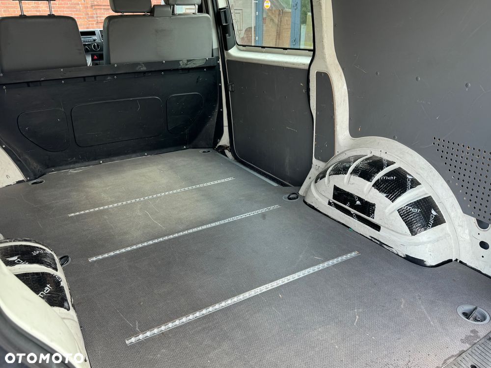 Volkswagen Transporter - 39