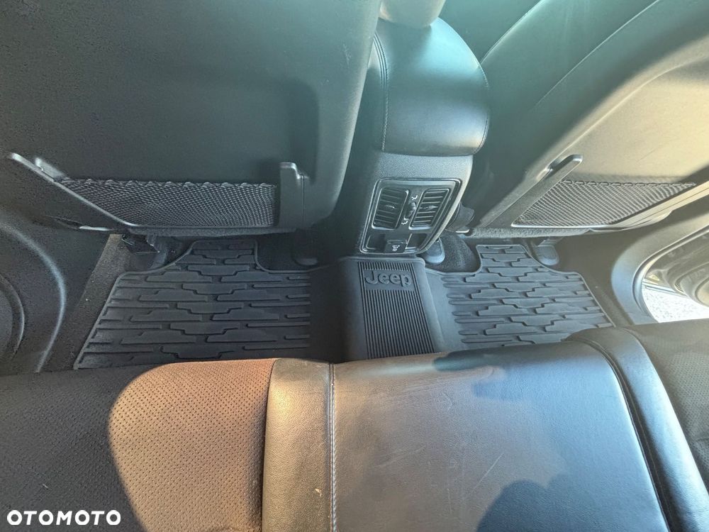 Jeep Grand Cherokee 3.6 V6 Laredo - 14