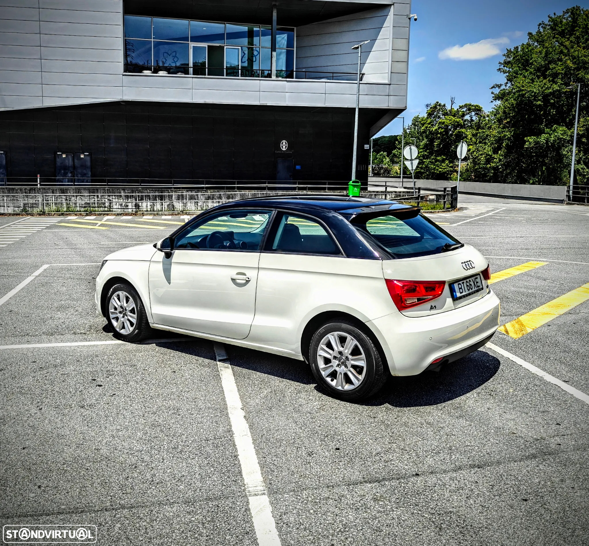 Audi A1 1.2 TFSI Attraction - 14