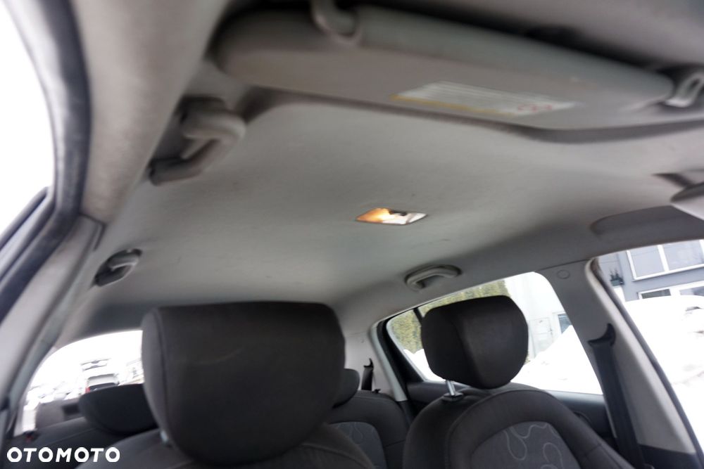 PODSUFITKA I20 I 5D HB 85310-1J000-OM HYUNDAI 2008-2012 - 2