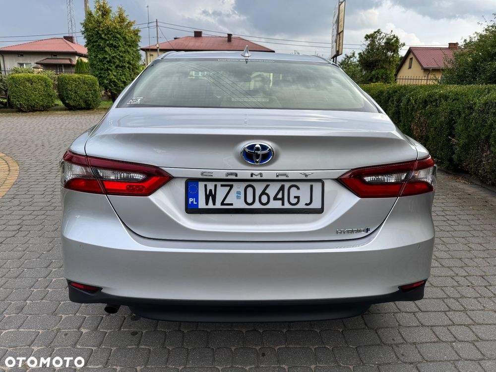 Toyota Camry 2.5 Hybrid Comfort CVT - 6