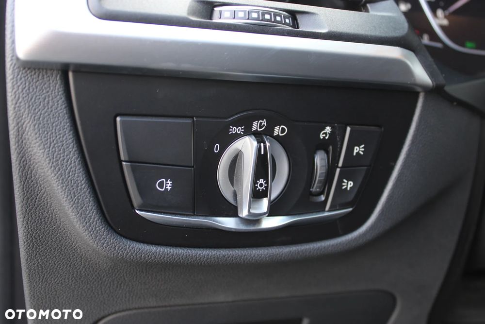 BMW X3 xDrive20i - 21