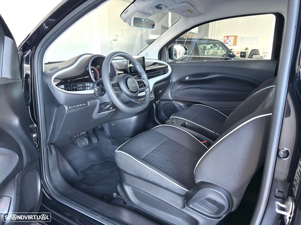 Fiat 500e Action - 10