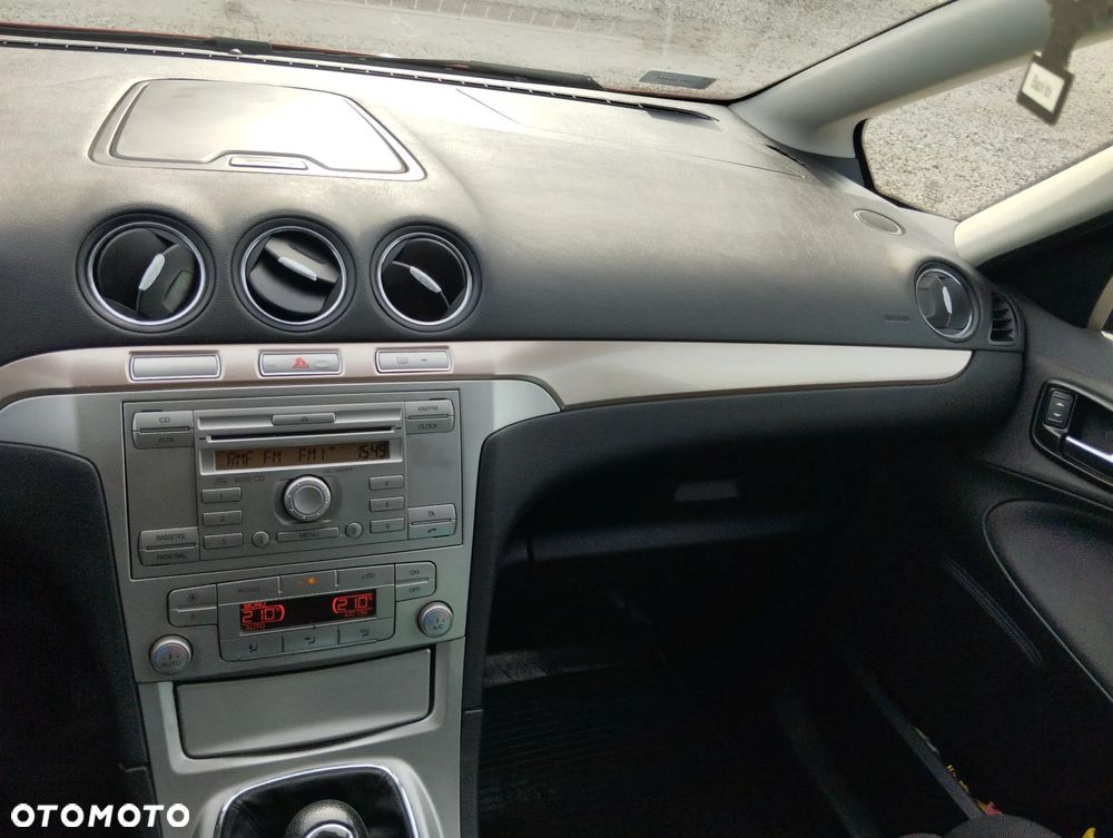 Ford S-Max 2.0 TDCi DPF Trend - 31