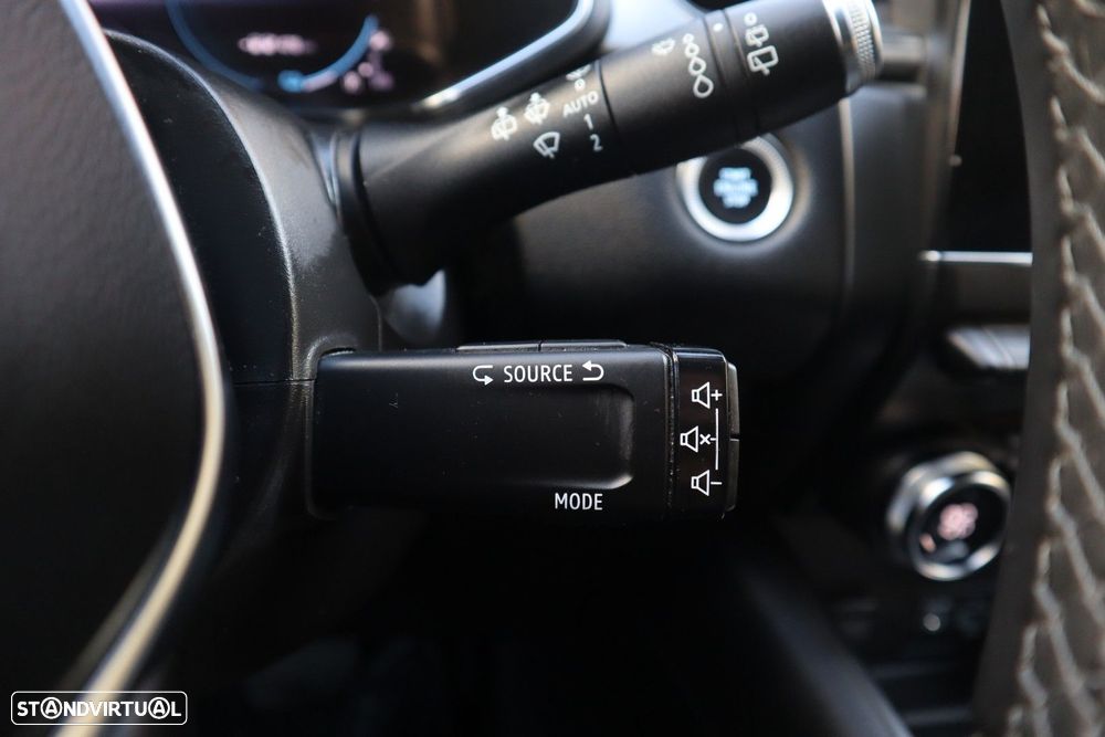 Renault Captur 1.6 E-Tech Plug-In Exclusive - 25