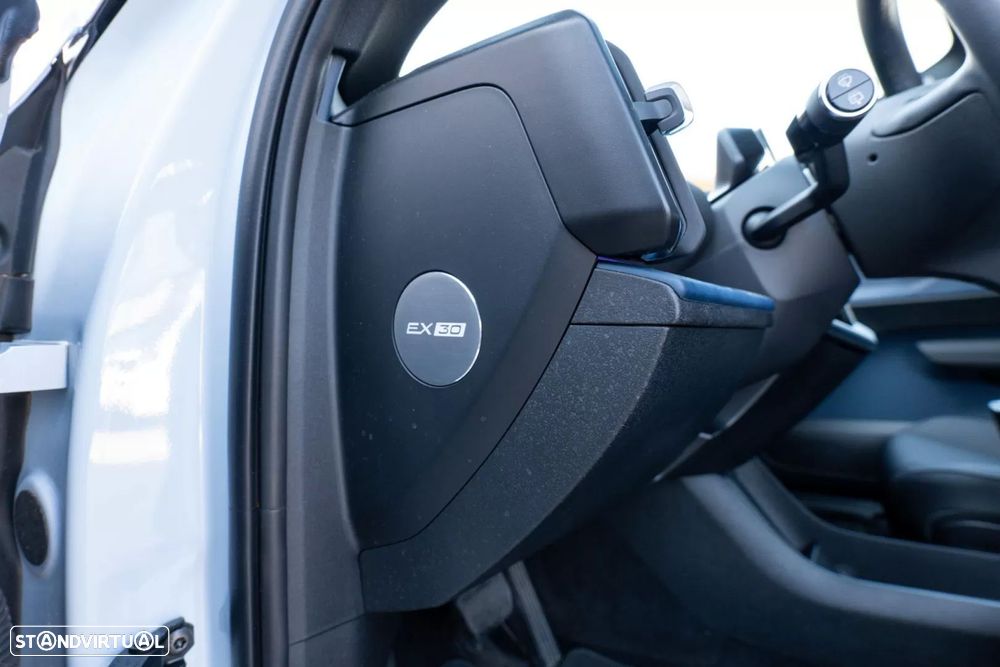 Volvo EX30 69 kWh Single Motor Extended Range Ultra - 26