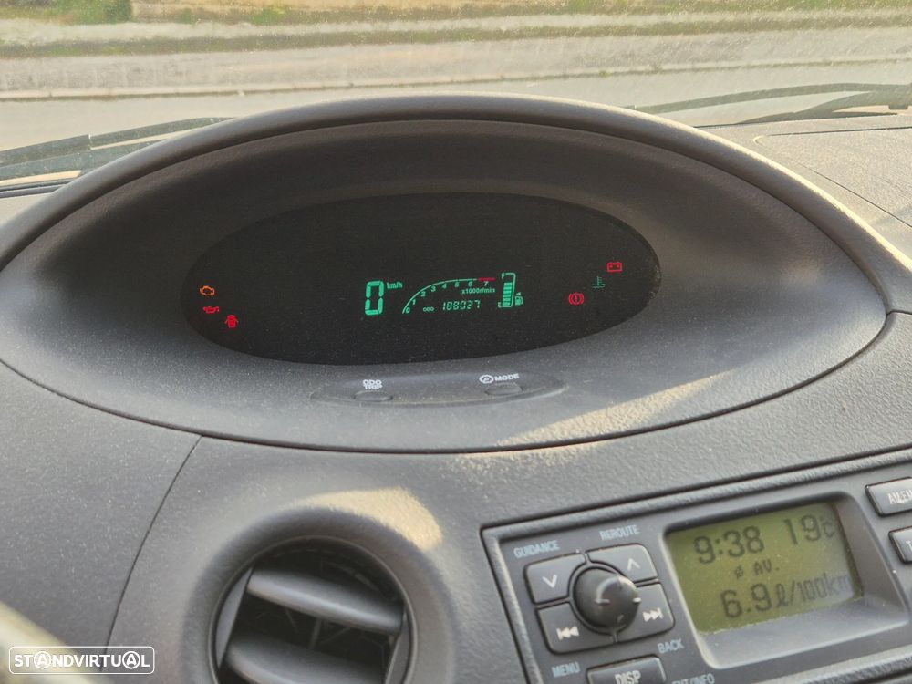 Toyota Yaris 1.0 In-Pack - 14