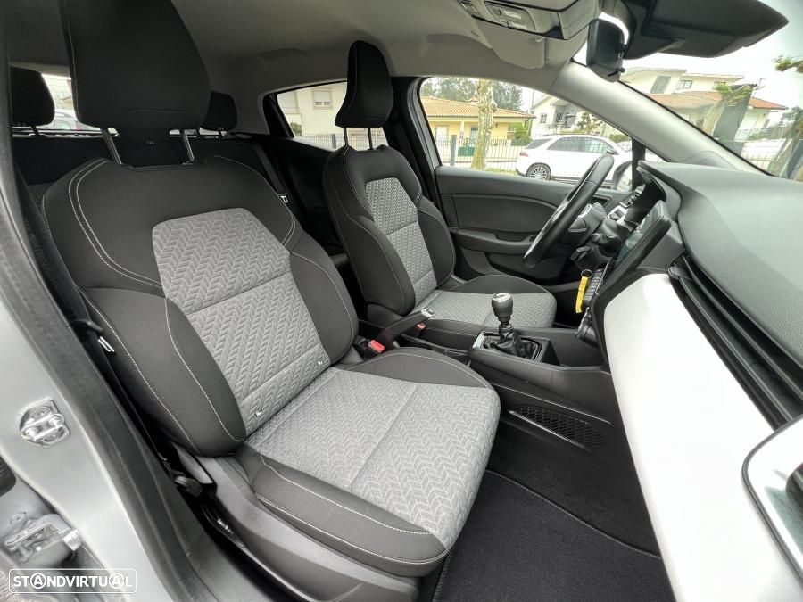Renault Clio 1.0 TCe Limited Bi-Fuel - 24