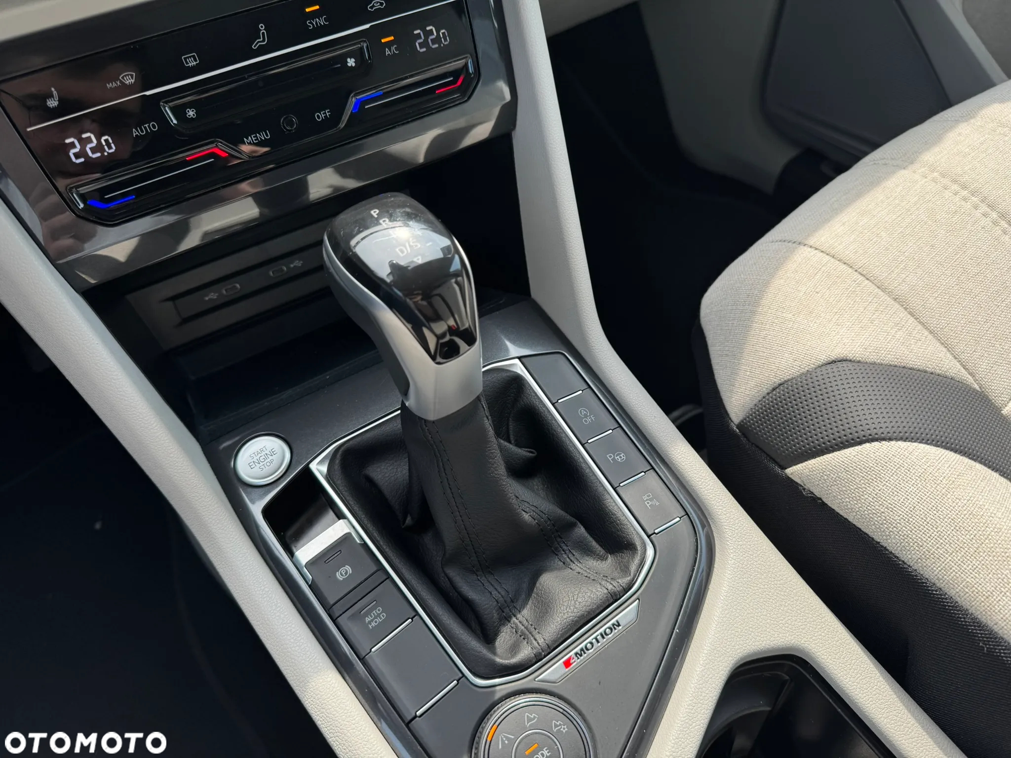 Volkswagen Tiguan 2.0 TDI SCR 4Mot Elegance DSG - 18