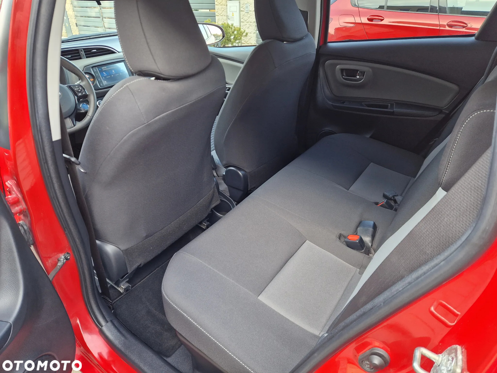 Toyota Yaris Cross Hybrid 1.5 Premiere Edition - 17