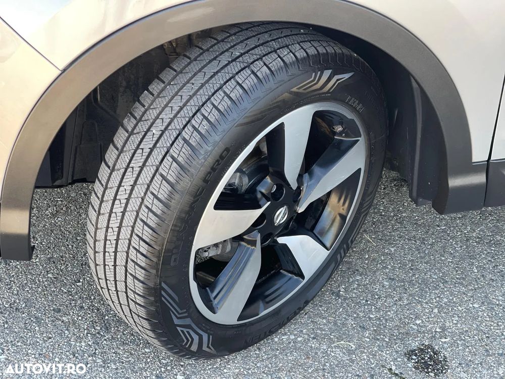 Nissan Qashqai 1.5 DCI TEKNA - 25