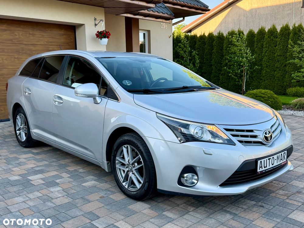 Toyota Avensis 1.8 Executive - 6