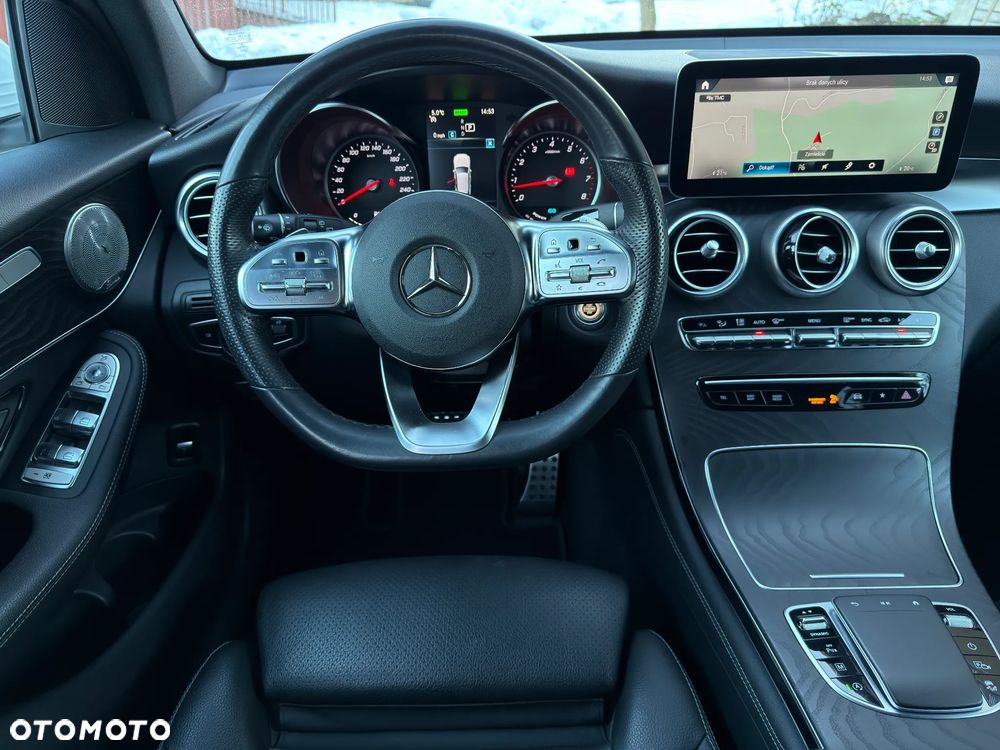 Mercedes-Benz GLC 250 4Matic 9G-TRONIC AMG Line - 18