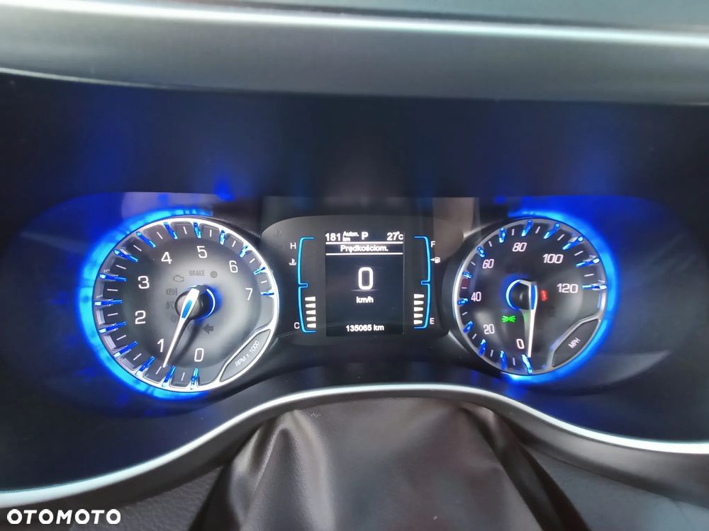 Chrysler Pacifica - 13