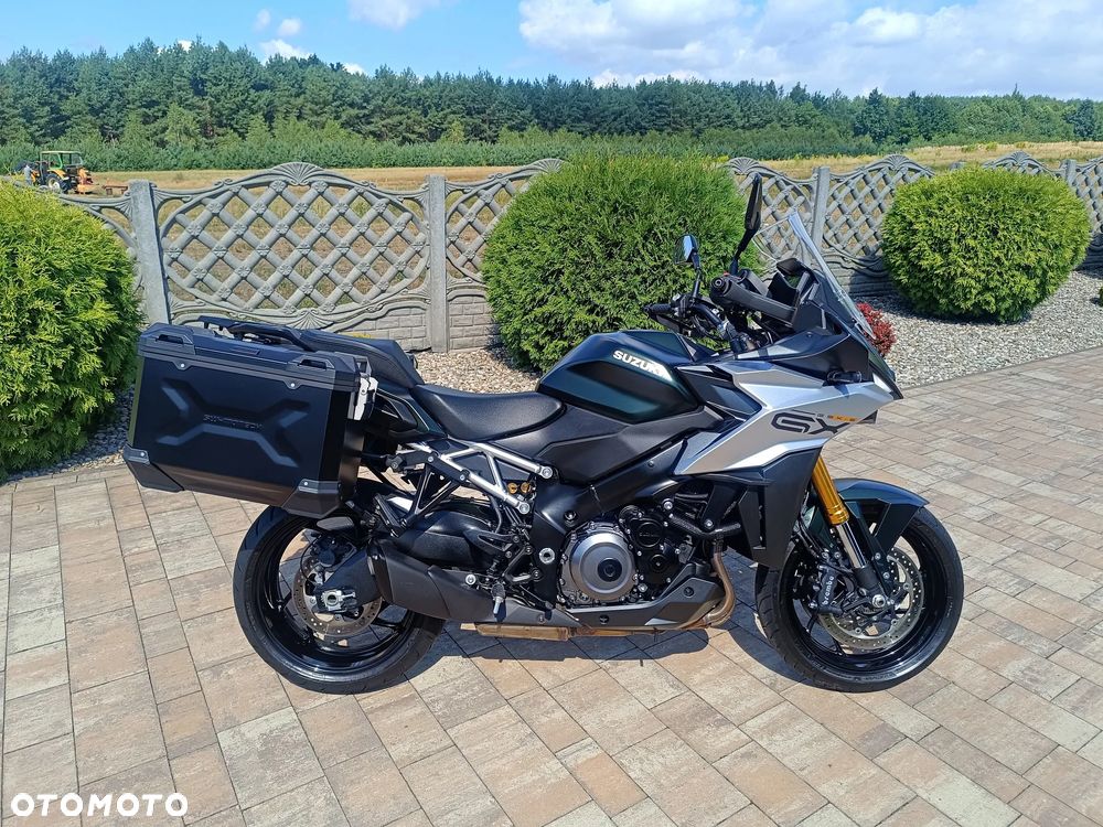 Suzuki GSX 1000 - 11