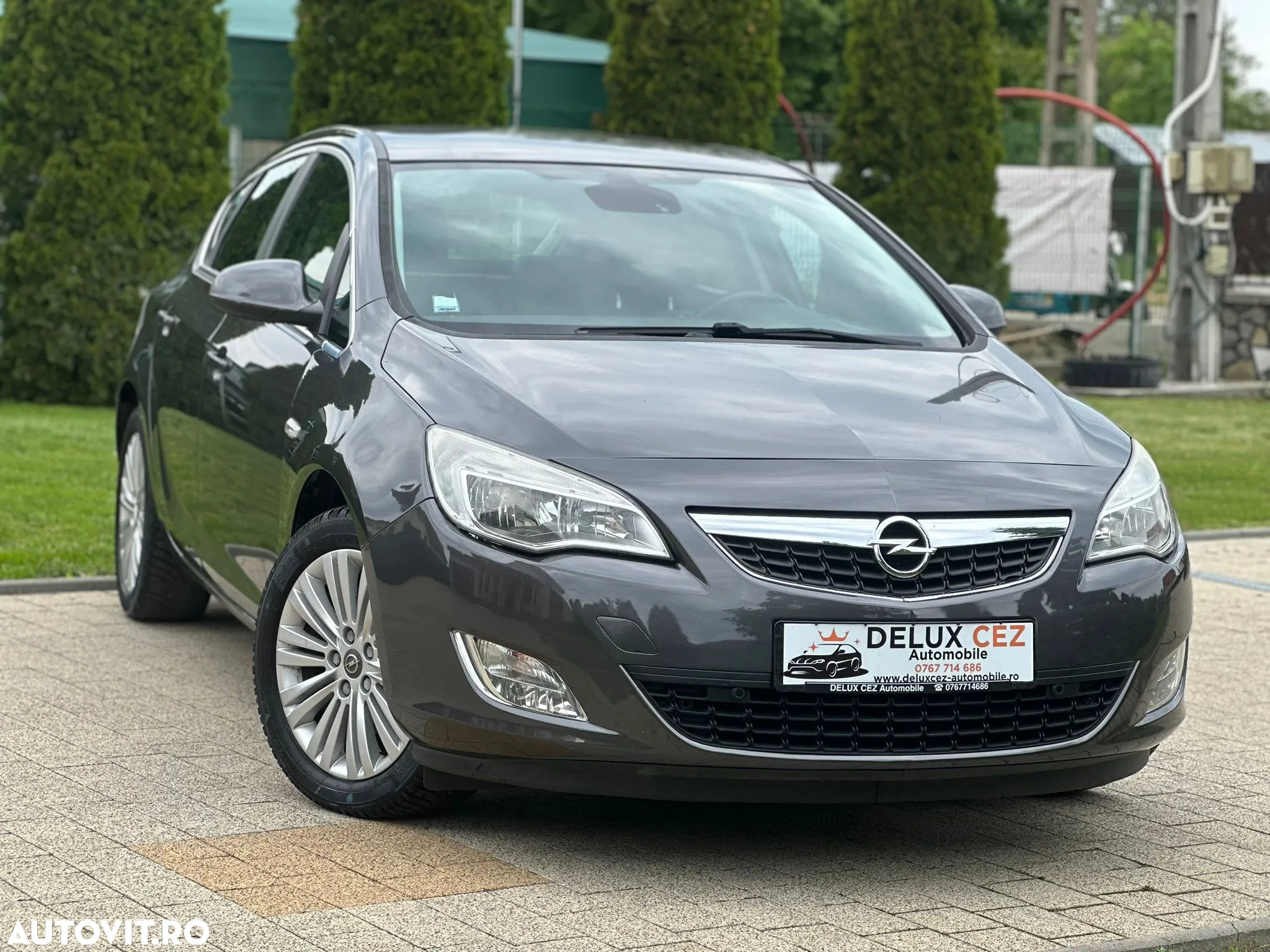 Opel Astra 1.7 CDTI Cosmo - 2