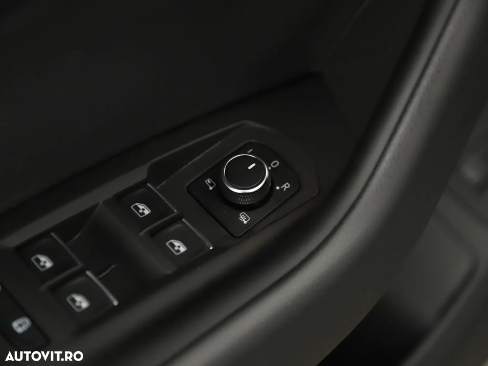 Volkswagen Touareg 3.0 V6 TDI 4Motion DPF Automatik R-Line - 23