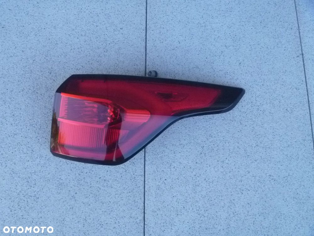 FORD ESCAPE KUGA MK2 LIFT LAMPA PRAWA ORYGINAŁ - 1
