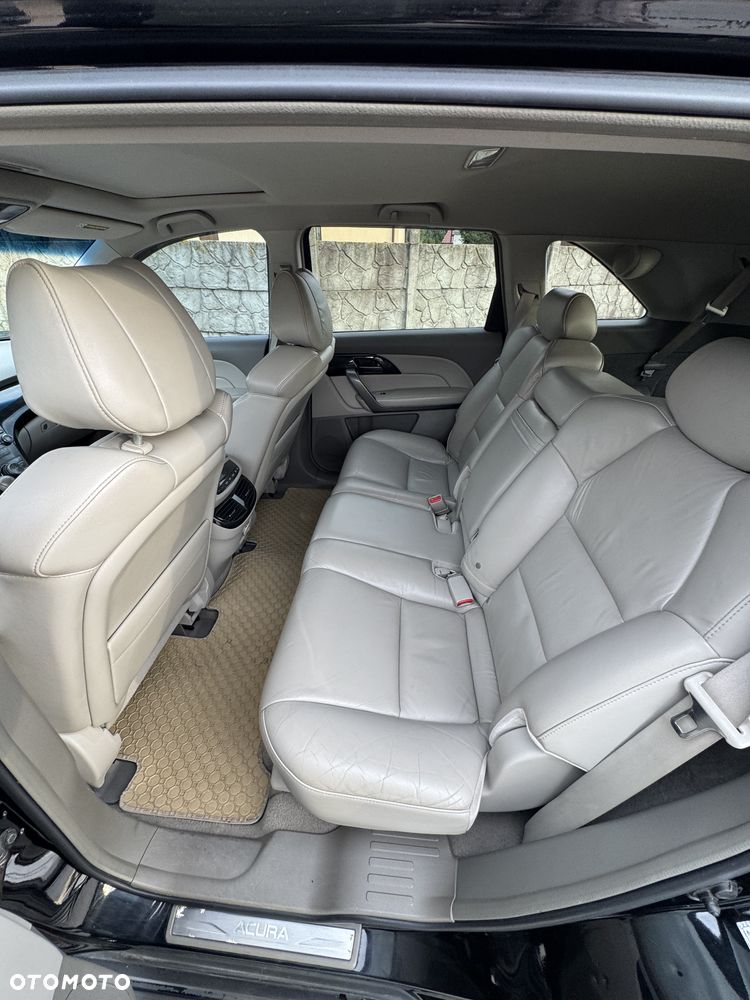 Acura MDX 3.7 V6 Base - 11