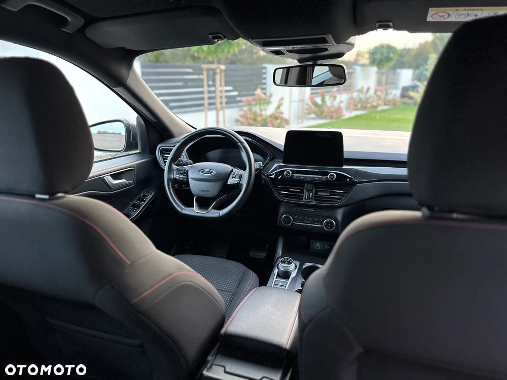 Ford Kuga 2.5 Duratec FHEV ST-LINE - 18