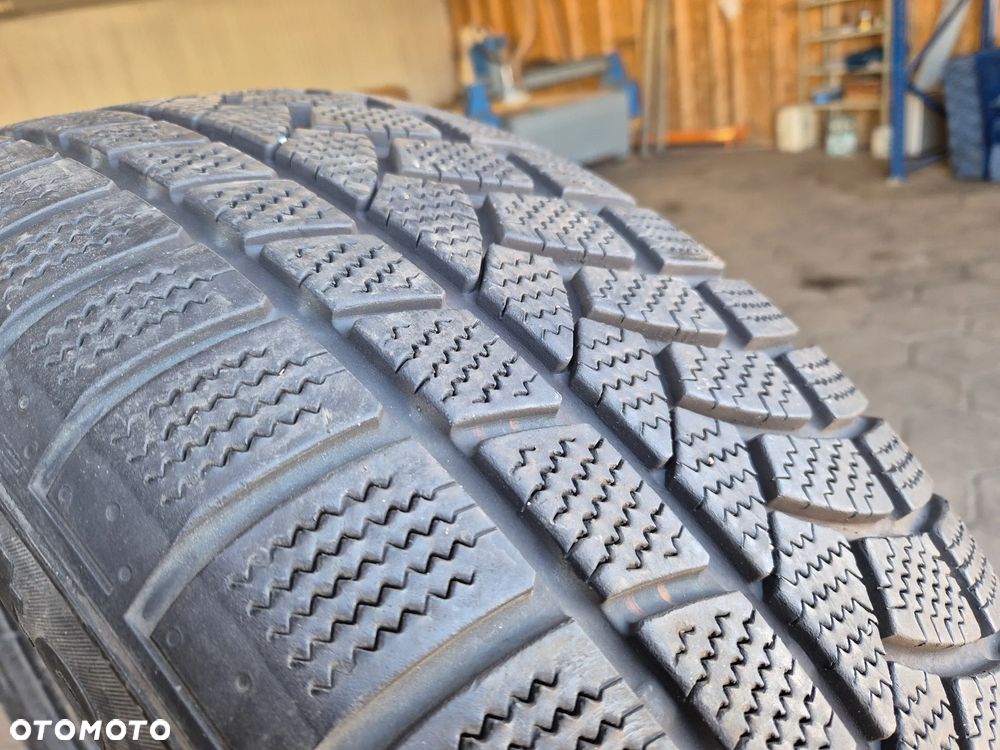 4 x OPONA CONTINENTAL WinterContact 4x4 235/60R18 107H - 4
