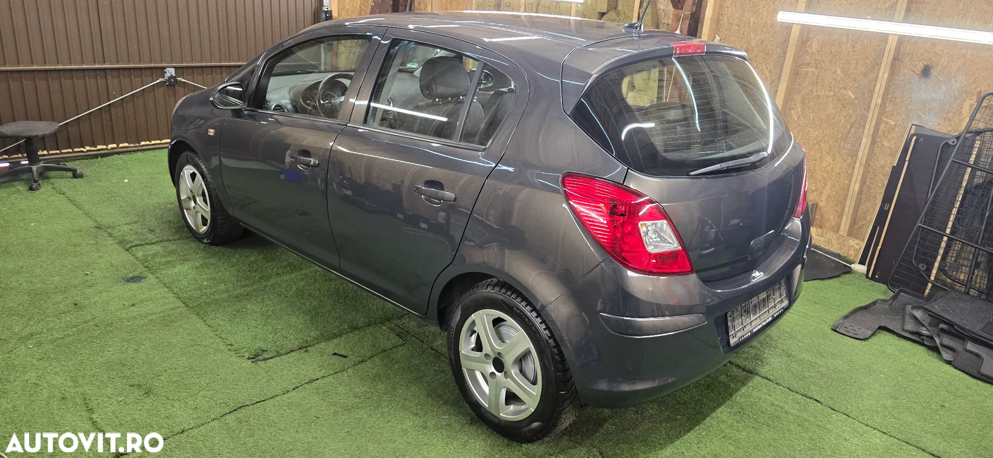 Opel Corsa 1.2 Essentia - 13