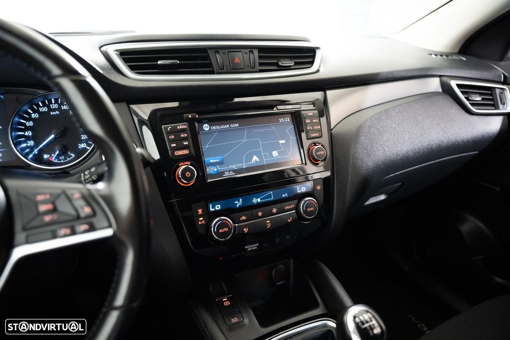 Nissan Qashqai 1.2 DIG-T N-Connecta - 18